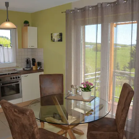 Couette-café Gaestehaus Celine 3*